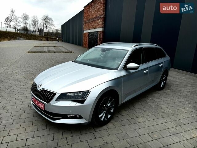 Серый Шкода Суперб, объемом двигателя 2 л и пробегом 156 тыс. км за 18900 $, фото 1 на Automoto.ua