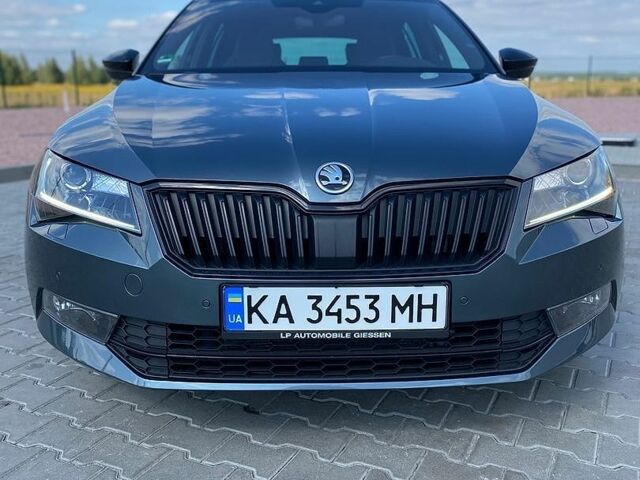 Серый Шкода Суперб, объемом двигателя 1.97 л и пробегом 215 тыс. км за 18000 $, фото 1 на Automoto.ua