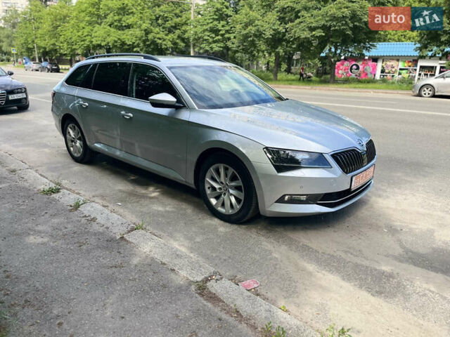 Серый Шкода Суперб, объемом двигателя 2 л и пробегом 162 тыс. км за 19499 $, фото 1 на Automoto.ua