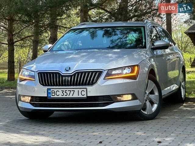 Серый Шкода Суперб, объемом двигателя 1.6 л и пробегом 235 тыс. км за 15950 $, фото 1 на Automoto.ua