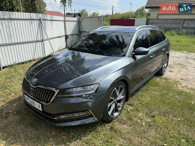 Сірий Шкода Суперб, об'ємом двигуна 1.97 л та пробігом 105 тис. км за 31200 $, фото 1 на Automoto.ua