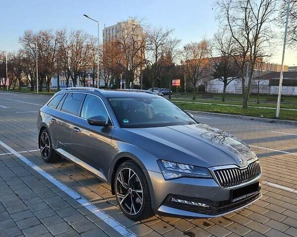 Сірий Шкода Суперб, об'ємом двигуна 1.97 л та пробігом 140 тис. км за 26500 $, фото 1 на Automoto.ua