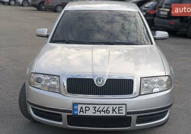 Сірий Шкода Суперб, об'ємом двигуна 2.5 л та пробігом 424 тис. км за 5500 $, фото 1 на Automoto.ua