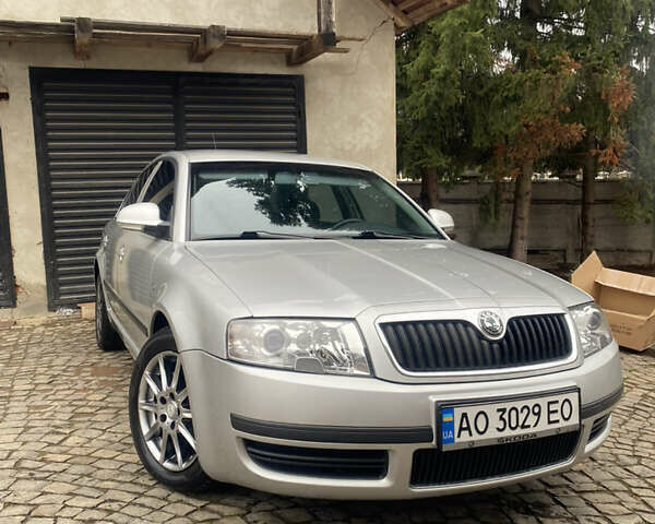 Серый Шкода Суперб, объемом двигателя 1.78 л и пробегом 214 тыс. км за 4700 $, фото 1 на Automoto.ua