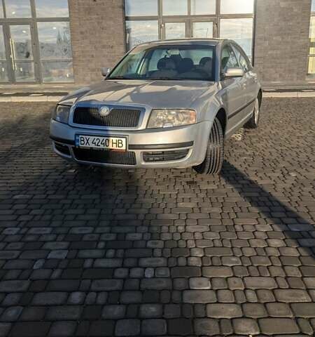 Серый Шкода Суперб, объемом двигателя 1.9 л и пробегом 360 тыс. км за 4500 $, фото 1 на Automoto.ua