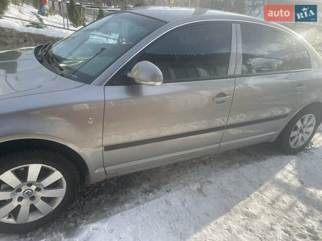 Сірий Шкода Суперб, об'ємом двигуна 1.9 л та пробігом 320 тис. км за 5750 $, фото 1 на Automoto.ua