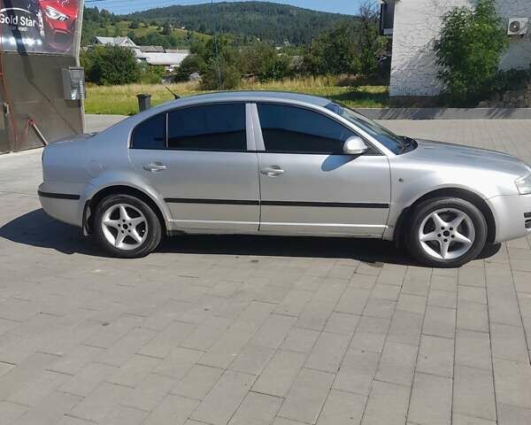 Сірий Шкода Суперб, об'ємом двигуна 1.78 л та пробігом 323 тис. км за 5000 $, фото 1 на Automoto.ua