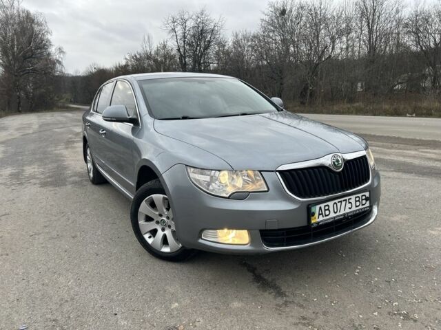 Серый Шкода Суперб, объемом двигателя 1.8 л и пробегом 250 тыс. км за 7499 $, фото 1 на Automoto.ua