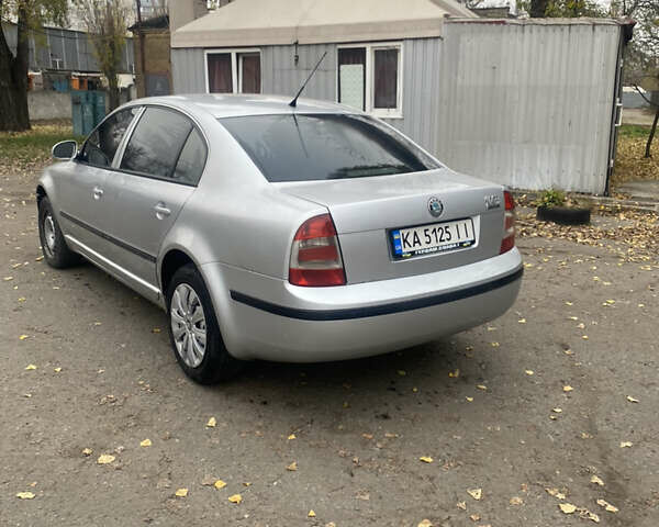 Серый Шкода Суперб, объемом двигателя 1.78 л и пробегом 340 тыс. км за 3299 $, фото 1 на Automoto.ua