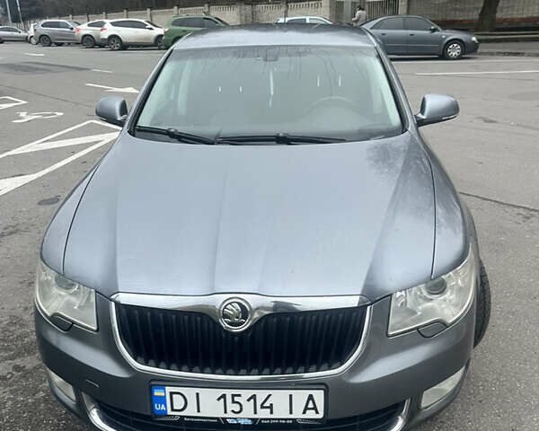 Сірий Шкода Суперб, об'ємом двигуна 1.8 л та пробігом 218 тис. км за 7500 $, фото 1 на Automoto.ua
