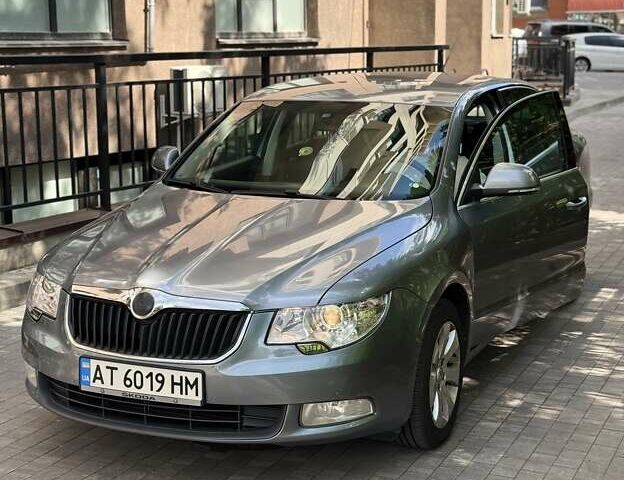 Сірий Шкода Суперб, об'ємом двигуна 1.9 л та пробігом 283 тис. км за 7500 $, фото 1 на Automoto.ua