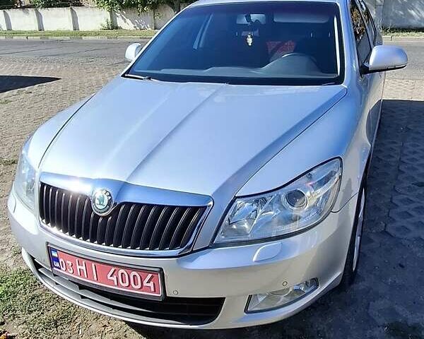 Сірий Шкода Суперб, об'ємом двигуна 1.4 л та пробігом 230 тис. км за 7500 $, фото 1 на Automoto.ua