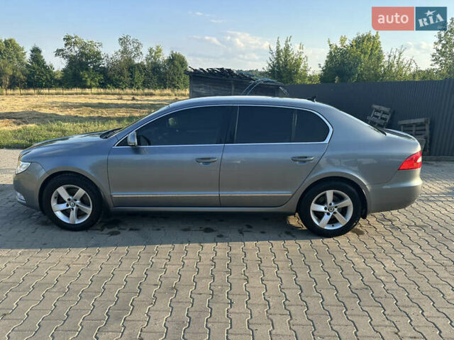 Сірий Шкода Суперб, об'ємом двигуна 1.97 л та пробігом 261 тис. км за 10600 $, фото 1 на Automoto.ua