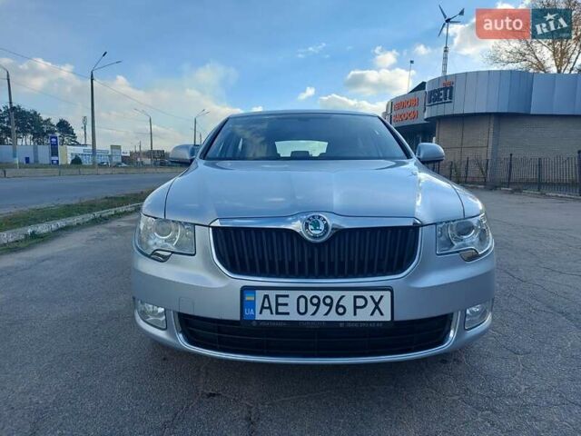 Серый Шкода Суперб, объемом двигателя 1.78 л и пробегом 73 тыс. км за 11300 $, фото 1 на Automoto.ua