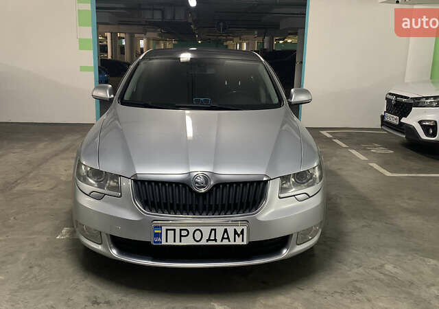 Серый Шкода Суперб, объемом двигателя 1.8 л и пробегом 292 тыс. км за 9200 $, фото 1 на Automoto.ua