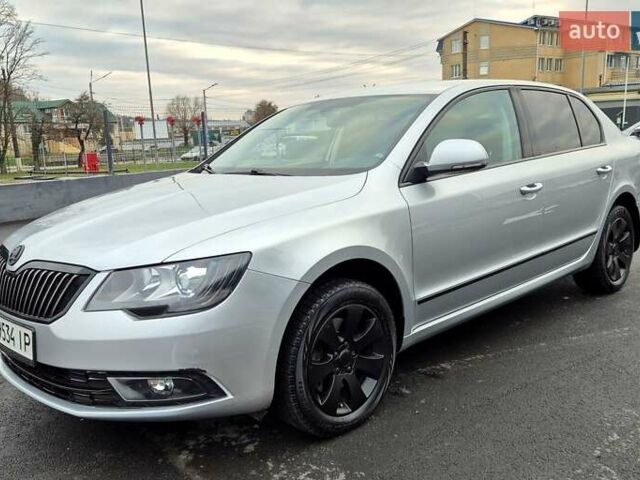 Серый Шкода Суперб, объемом двигателя 1.8 л и пробегом 167 тыс. км за 11800 $, фото 1 на Automoto.ua