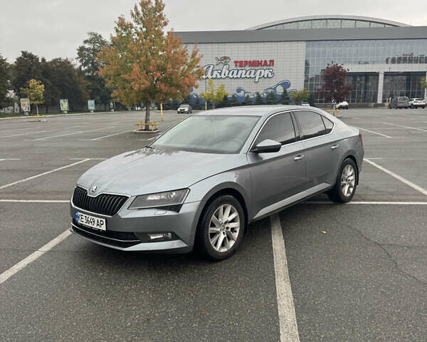 Серый Шкода Суперб, объемом двигателя 1.97 л и пробегом 261 тыс. км за 16550 $, фото 1 на Automoto.ua