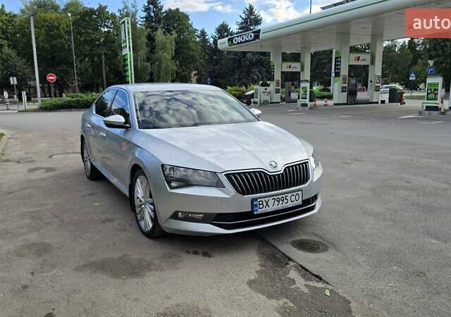 Сірий Шкода Суперб, об'ємом двигуна 1.8 л та пробігом 154 тис. км за 15500 $, фото 1 на Automoto.ua