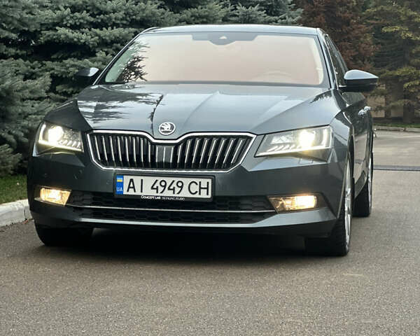 Серый Шкода Суперб, объемом двигателя 1.97 л и пробегом 107 тыс. км за 25500 $, фото 1 на Automoto.ua