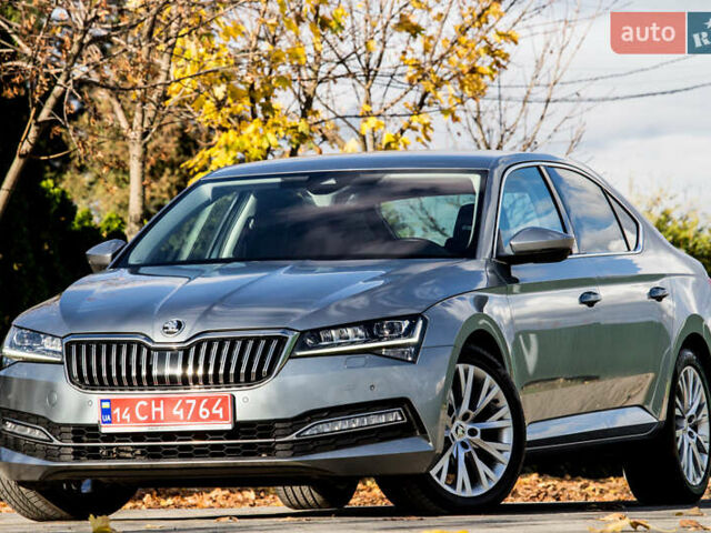 Сірий Шкода Суперб, об'ємом двигуна 1.97 л та пробігом 163 тис. км за 27300 $, фото 1 на Automoto.ua