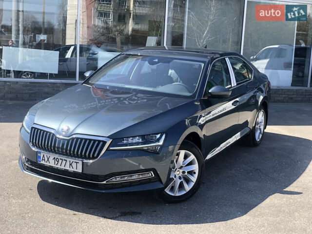 Серый Шкода Суперб, объемом двигателя 1.98 л и пробегом 139 тыс. км за 31000 $, фото 1 на Automoto.ua