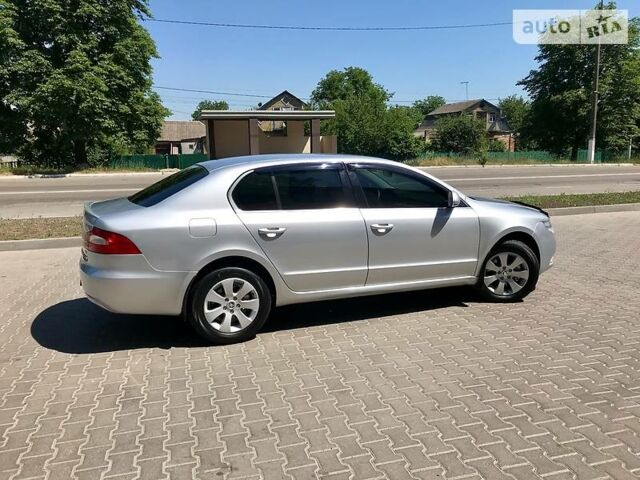 Сірий Шкода Суперб, об'ємом двигуна 1.8 л та пробігом 145 тис. км за 10950 $, фото 1 на Automoto.ua