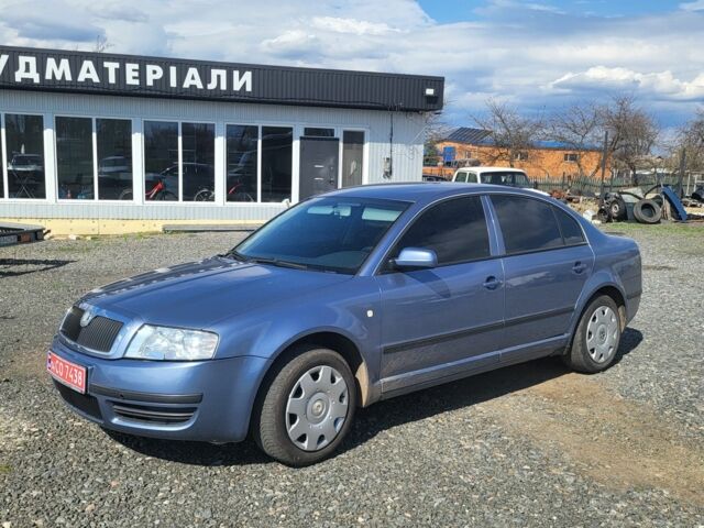 Синий Шкода Суперб, объемом двигателя 0 л и пробегом 140 тыс. км за 5400 $, фото 1 на Automoto.ua