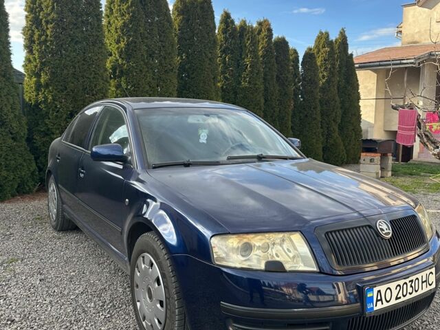 Синий Шкода Суперб, объемом двигателя 2.5 л и пробегом 370 тыс. км за 4000 $, фото 1 на Automoto.ua