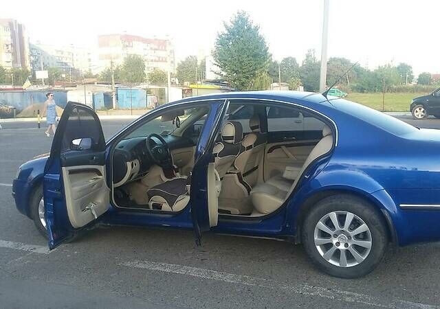 Синий Шкода Суперб, объемом двигателя 1.8 л и пробегом 340 тыс. км за 4300 $, фото 1 на Automoto.ua