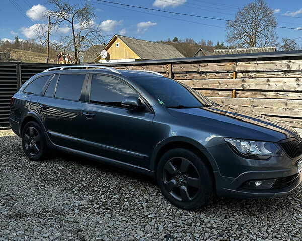 Синій Шкода Суперб, об'ємом двигуна 1.97 л та пробігом 369 тис. км за 12900 $, фото 1 на Automoto.ua