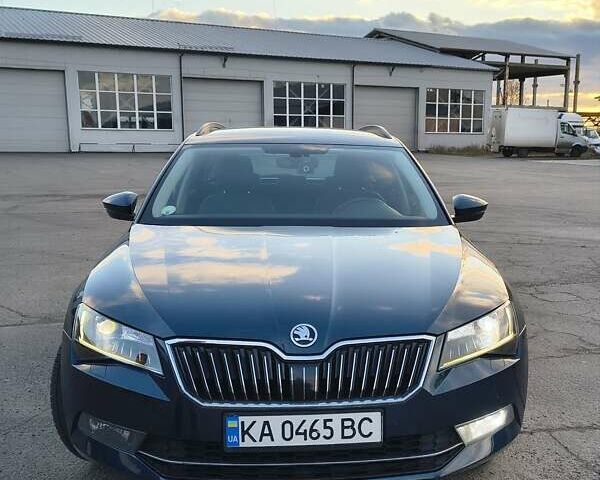 Синий Шкода Суперб, объемом двигателя 1.6 л и пробегом 280 тыс. км за 13200 $, фото 1 на Automoto.ua