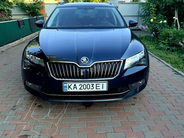 Синій Шкода Суперб, об'ємом двигуна 1.6 л та пробігом 187 тис. км за 15500 $, фото 1 на Automoto.ua
