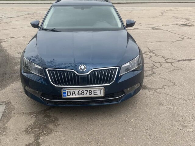 Синий Шкода Суперб, объемом двигателя 1.97 л и пробегом 320 тыс. км за 16600 $, фото 1 на Automoto.ua