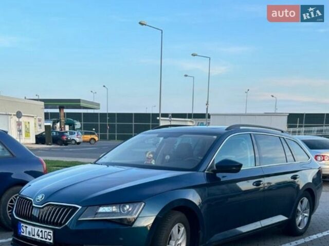 Синий Шкода Суперб, объемом двигателя 1.6 л и пробегом 255 тыс. км за 17409 $, фото 1 на Automoto.ua