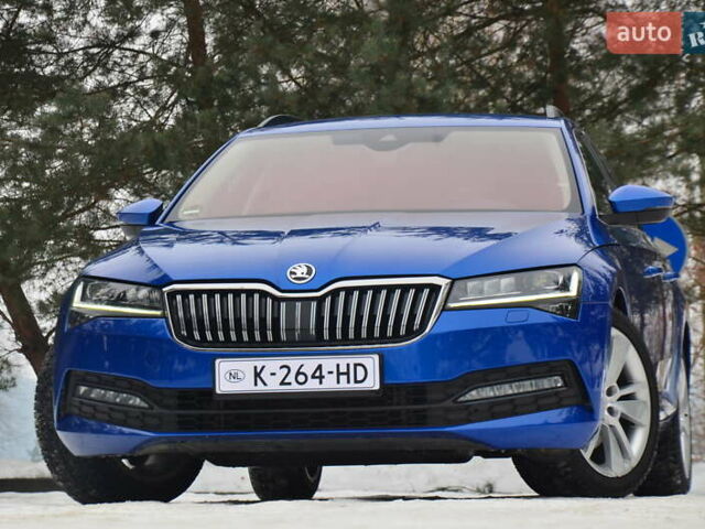 Синий Шкода Суперб, объемом двигателя 2 л и пробегом 235 тыс. км за 22750 $, фото 1 на Automoto.ua