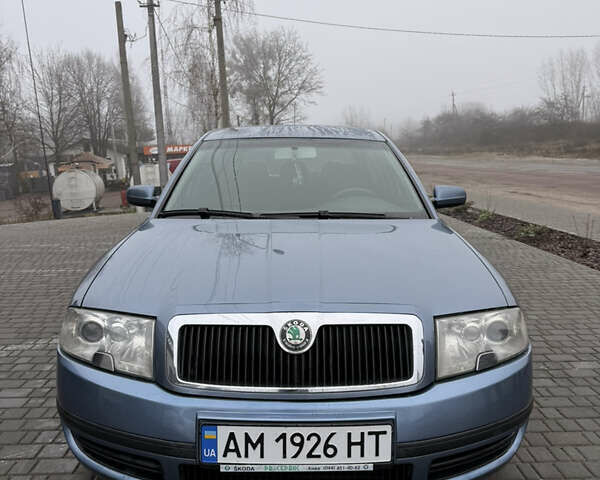 Синий Шкода Суперб, объемом двигателя 1.78 л и пробегом 310 тыс. км за 5000 $, фото 1 на Automoto.ua