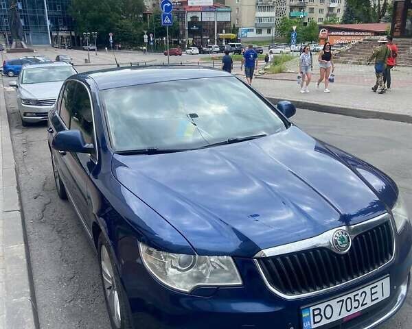 Синий Шкода Суперб, объемом двигателя 1.97 л и пробегом 325 тыс. км за 9500 $, фото 1 на Automoto.ua