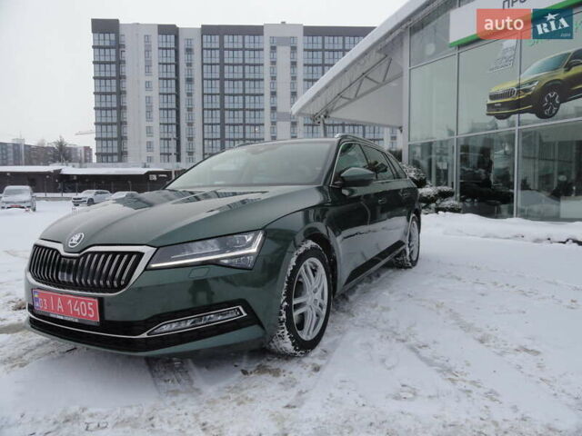 Зелений Шкода Суперб, об'ємом двигуна 2 л та пробігом 215 тис. км за 23999 $, фото 1 на Automoto.ua