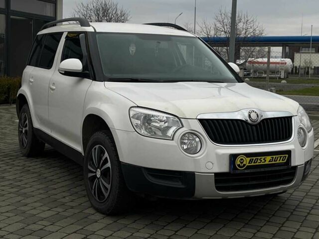 Белый Шкода Ети, объемом двигателя 1.2 л и пробегом 152 тыс. км за 9900 $, фото 1 на Automoto.ua