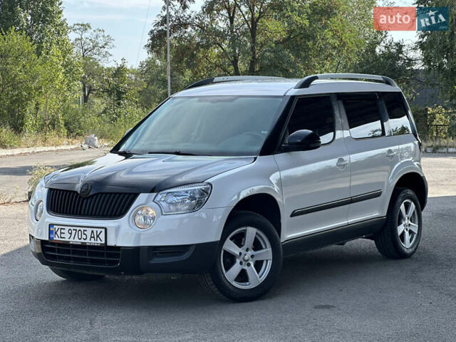 Білий Шкода Єті, об'ємом двигуна 1.2 л та пробігом 202 тис. км за 7500 $, фото 1 на Automoto.ua