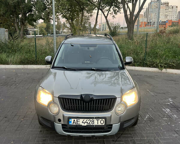 Бежевий Шкода Єті, об'ємом двигуна 1.8 л та пробігом 285 тис. км за 6500 $, фото 1 на Automoto.ua