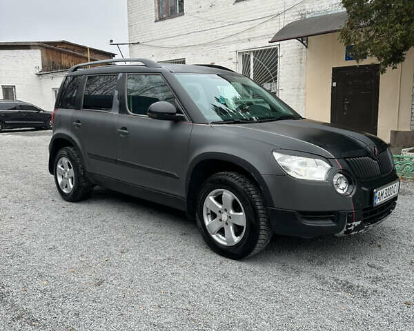 Серый Шкода Ети, объемом двигателя 1.8 л и пробегом 302 тыс. км за 5400 $, фото 1 на Automoto.ua