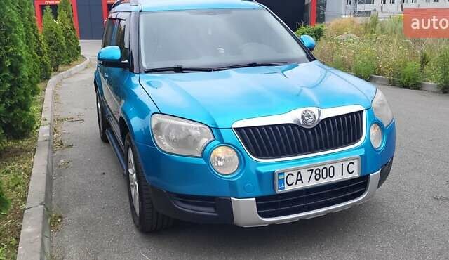 Синій Шкода Єті, об'ємом двигуна 2 л та пробігом 228 тис. км за 11300 $, фото 1 на Automoto.ua