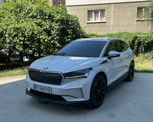 Білий Шкода Enyaq iV, об'ємом двигуна 0 л та пробігом 150 тис. км за 26300 $, фото 1 на Automoto.ua