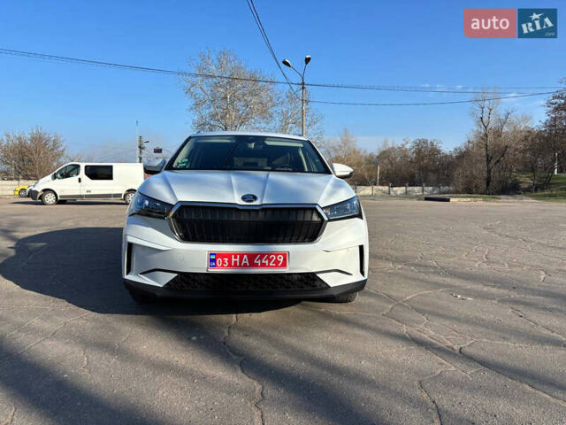 Білий Шкода Enyaq iV, об'ємом двигуна 0 л та пробігом 235 тис. км за 22000 $, фото 1 на Automoto.ua