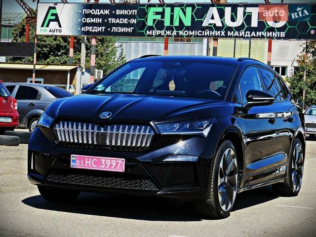 Черный Шкода Enyaq iV, объемом двигателя 0 л и пробегом 99 тыс. км за 29950 $, фото 1 на Automoto.ua