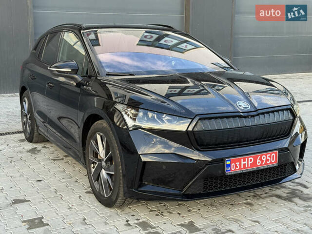 Черный Шкода Enyaq iV, объемом двигателя 0 л и пробегом 172 тыс. км за 24900 $, фото 1 на Automoto.ua