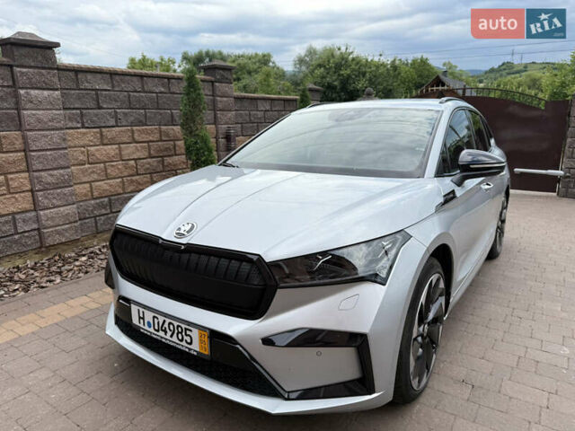 Серый Шкода Enyaq iV, объемом двигателя 0 л и пробегом 180 тыс. км за 24900 $, фото 1 на Automoto.ua