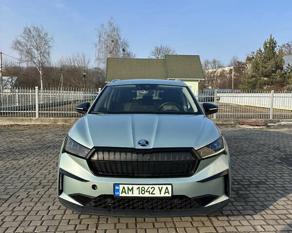 Серый Шкода Enyaq iV, объемом двигателя 0 л и пробегом 77 тыс. км за 21800 $, фото 1 на Automoto.ua