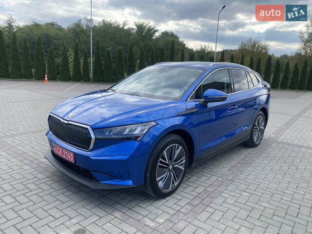 Синий Шкода Enyaq iV, объемом двигателя 0 л и пробегом 20 тыс. км за 24500 $, фото 1 на Automoto.ua